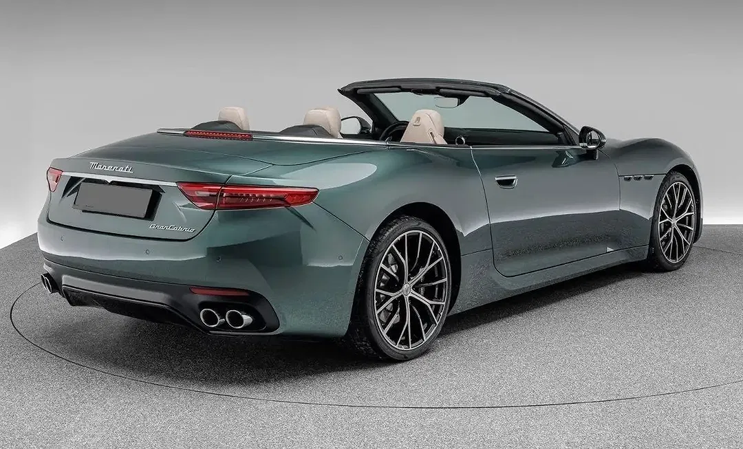 Maserati GranCabrio - Thumbnail 4