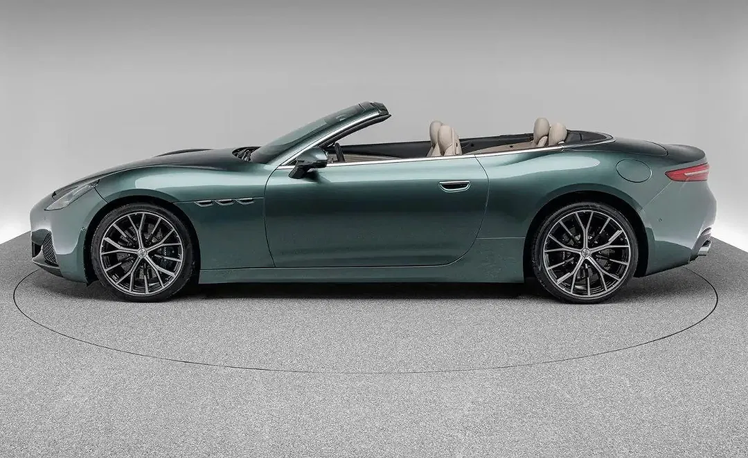 Maserati GranCabrio - Thumbnail 5