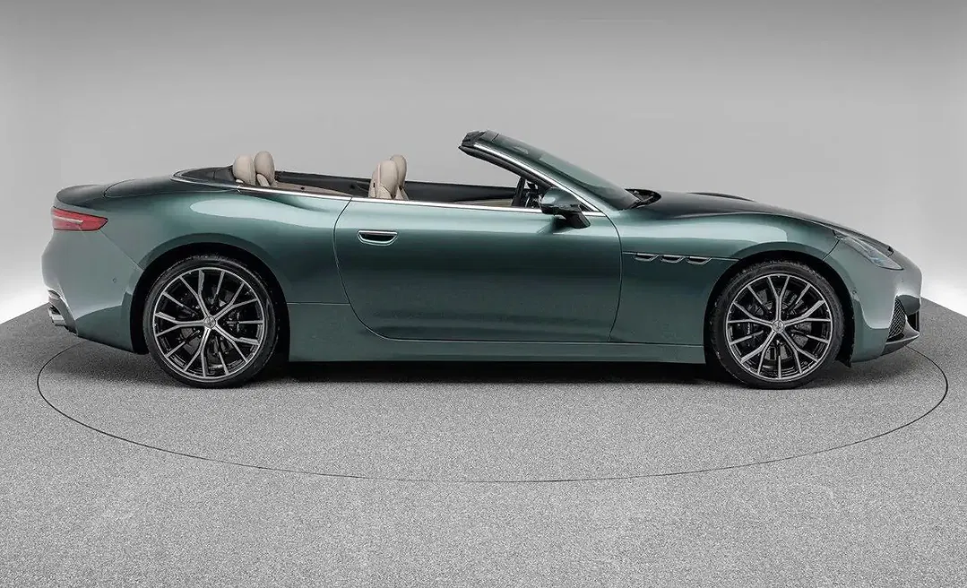Maserati GranCabrio - Thumbnail 6