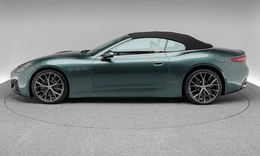 Maserati GranCabrio - Thumbnail 8