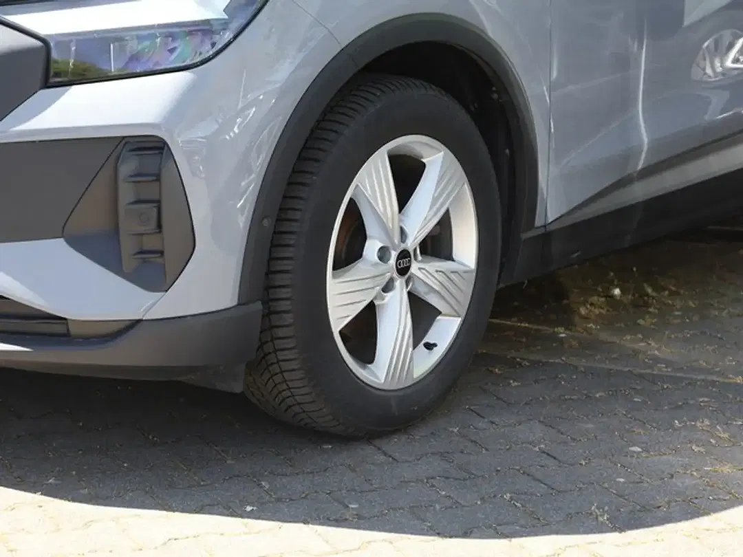 Audi Q4 e-tron - Thumbnail 9