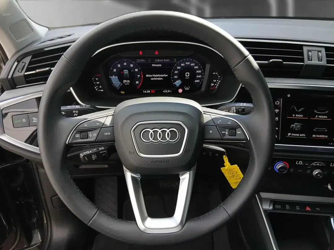 Audi Q3 - Thumbnail 12