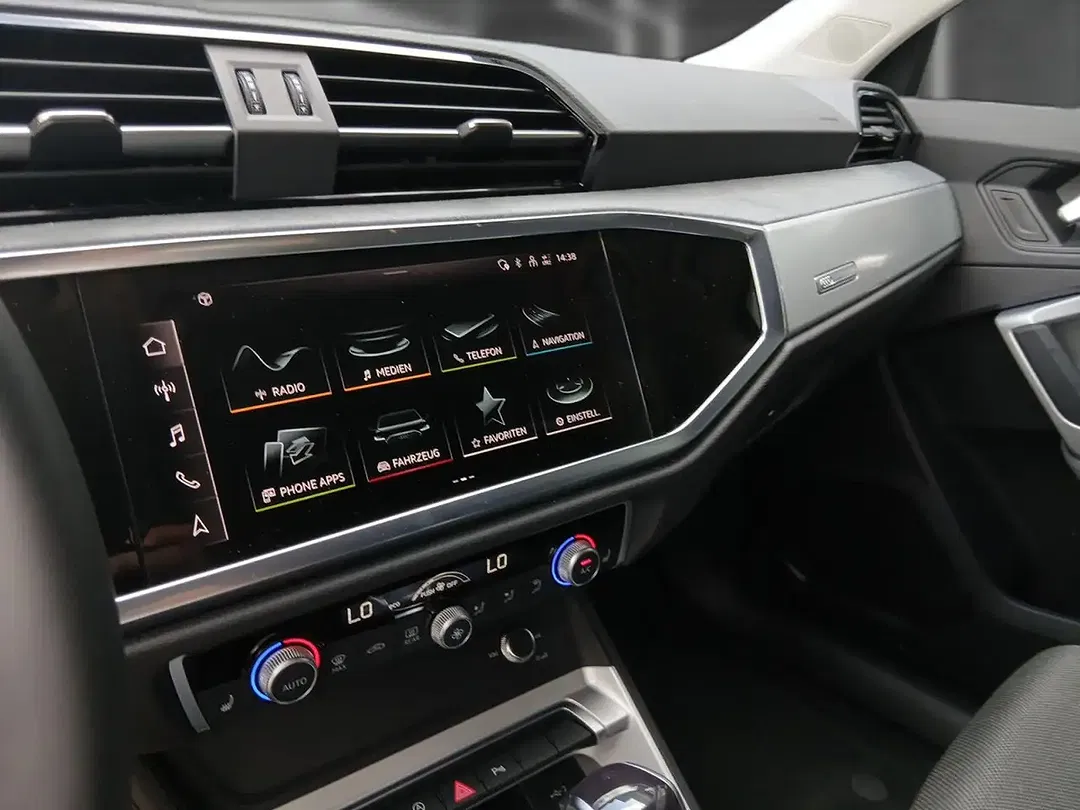 Audi Q3 - Thumbnail 15