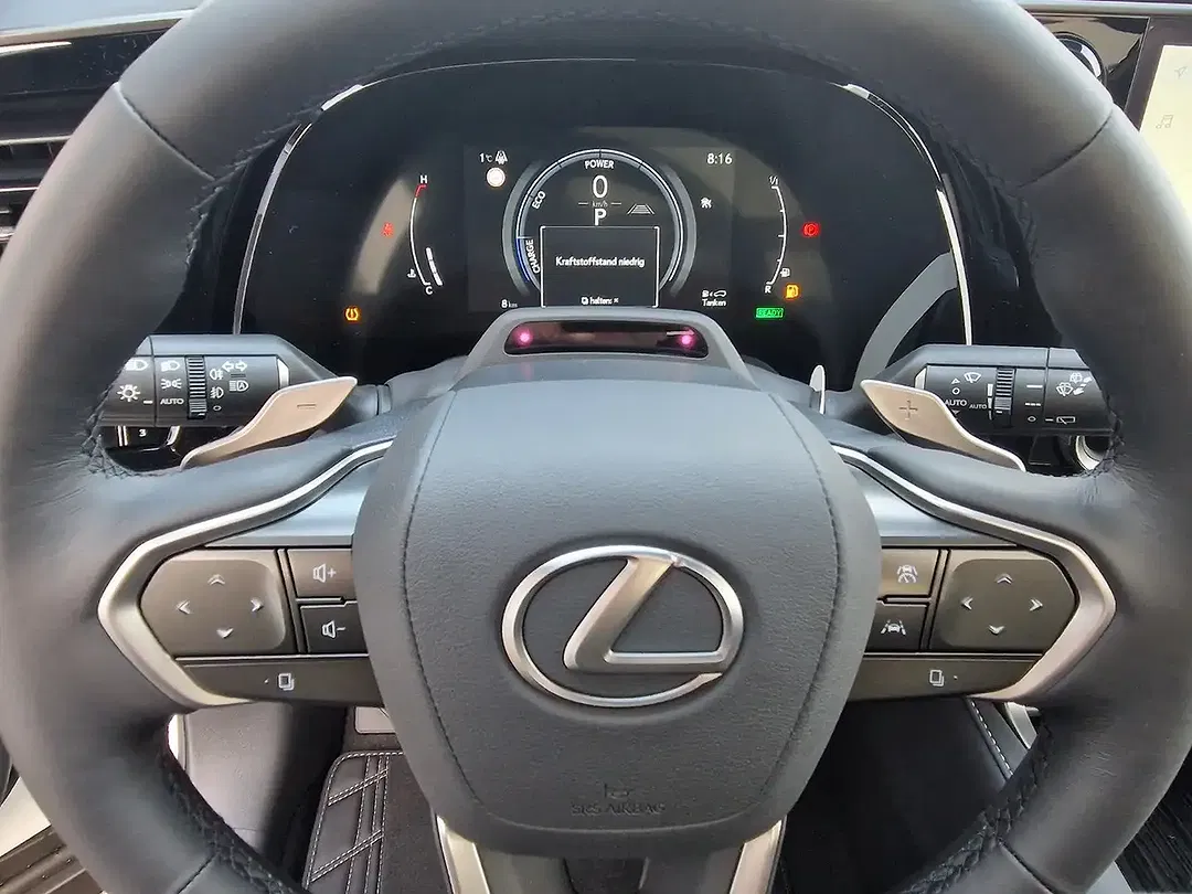 Lexus RX 450h - Thumbnail 11