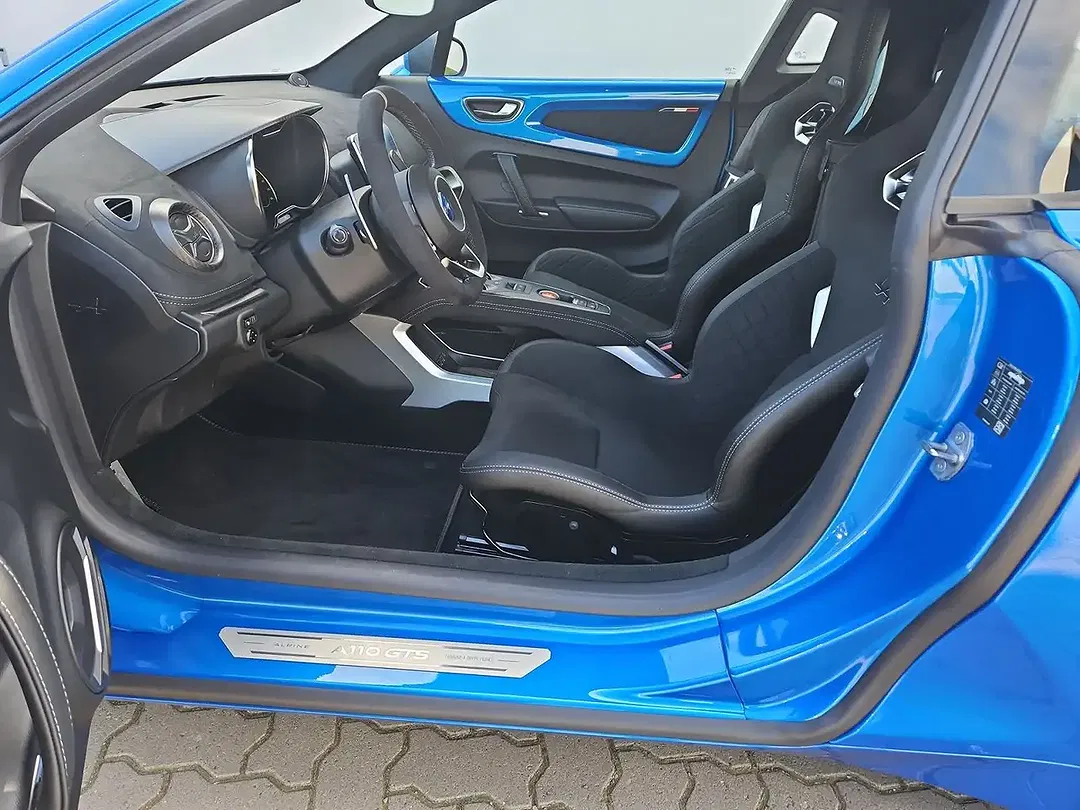 Alpine A110 - Thumbnail 12