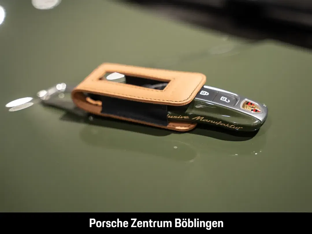 Porsche 992 - Thumbnail 11