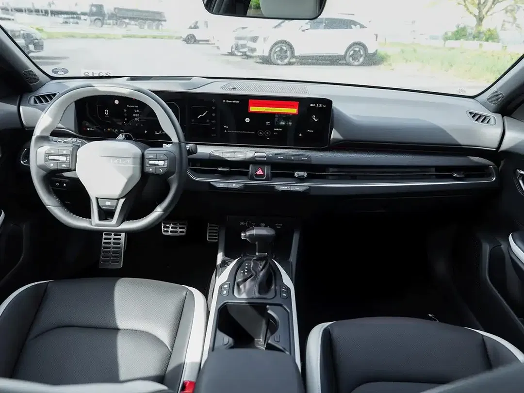 Kia K4 - Thumbnail 12