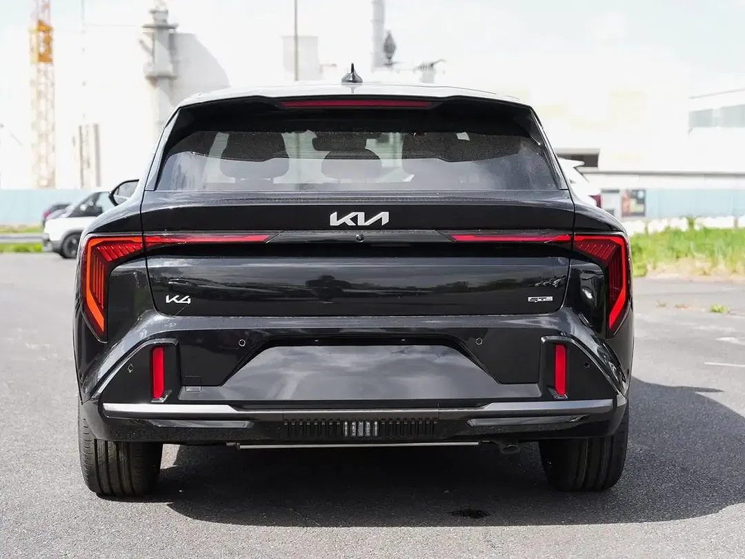 Kia K4 - Thumbnail 4
