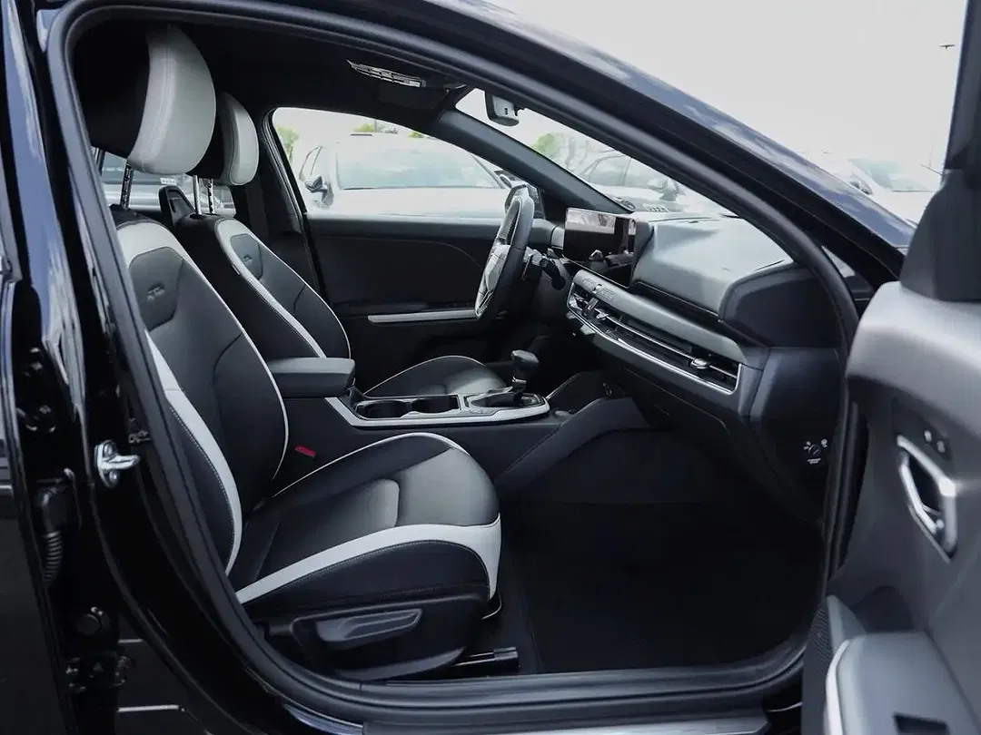 Kia K4 - Thumbnail 9