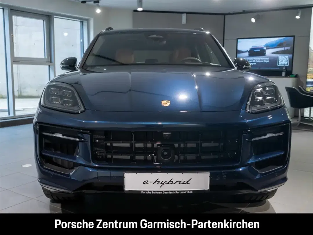 Porsche Cayenne - Thumbnail 4
