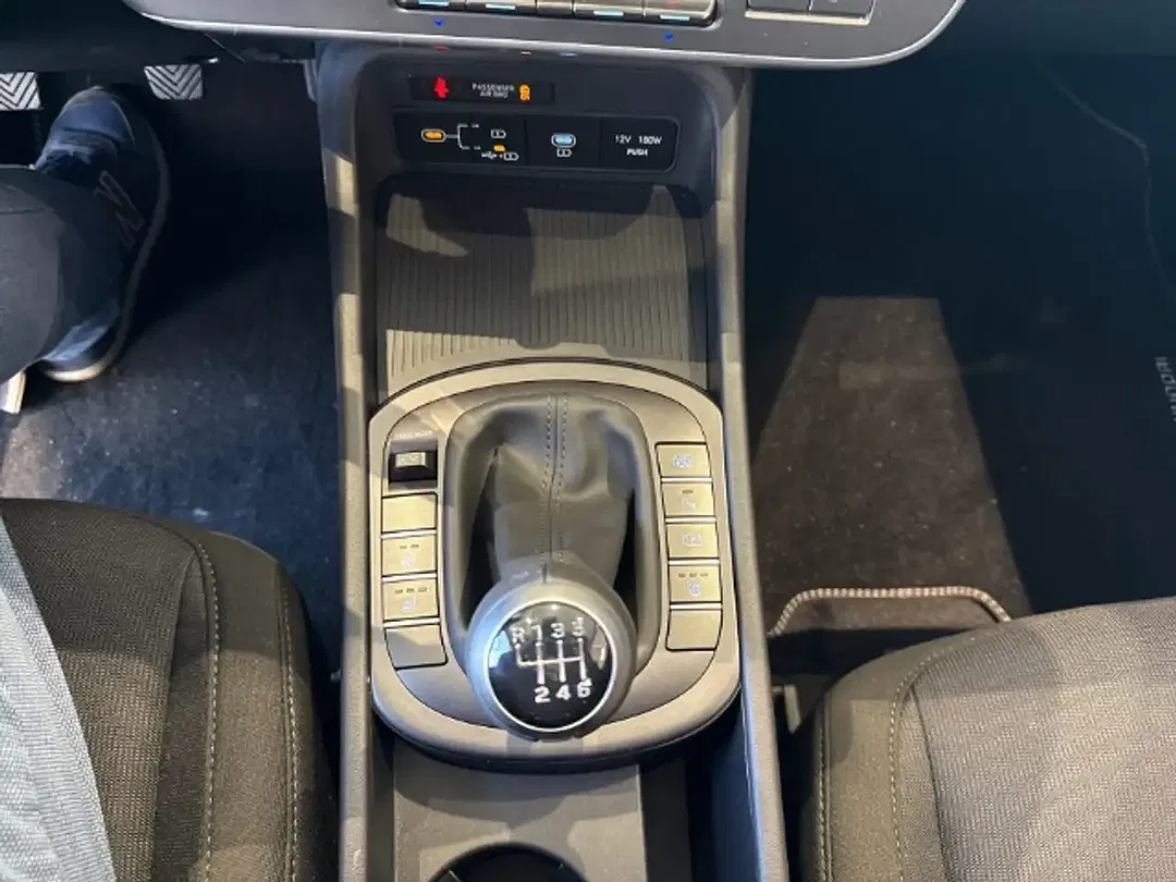 Hyundai KONA - Thumbnail 12