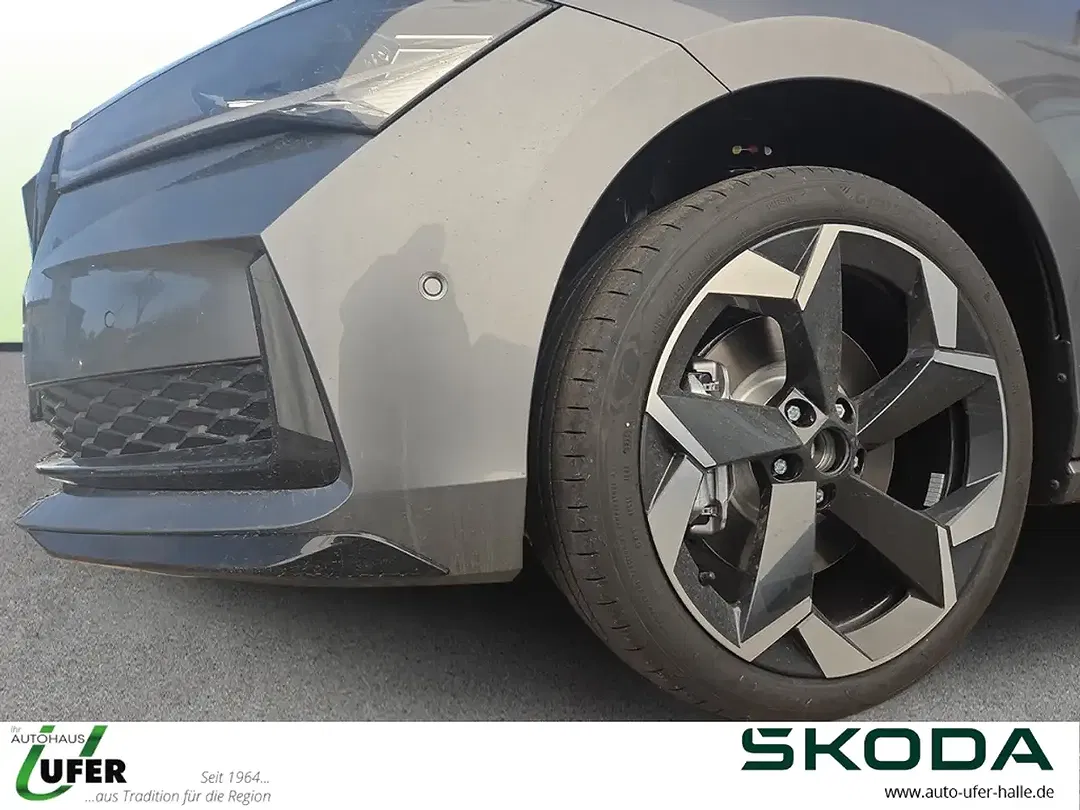 Skoda Superb - Thumbnail 5