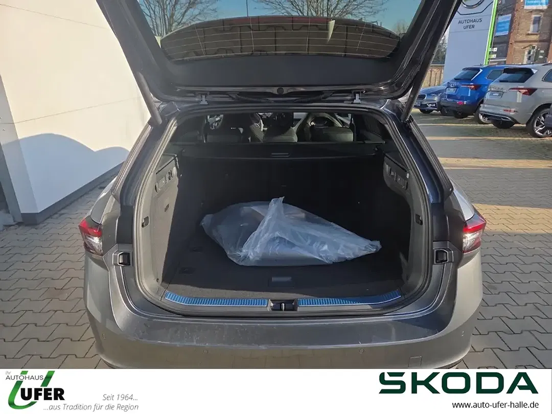 Skoda Superb - Thumbnail 8