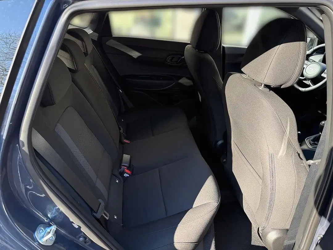 Hyundai i20 - Thumbnail 13