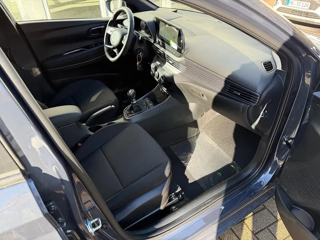 Hyundai i20 - Thumbnail 15