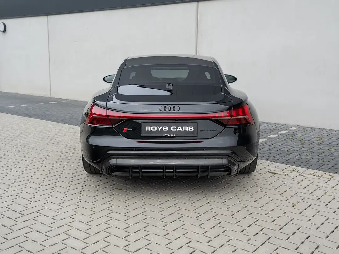 Audi RS e-tron GT - Thumbnail 8