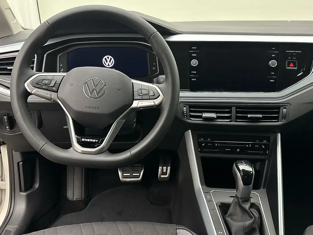 Volkswagen Polo - Thumbnail 9