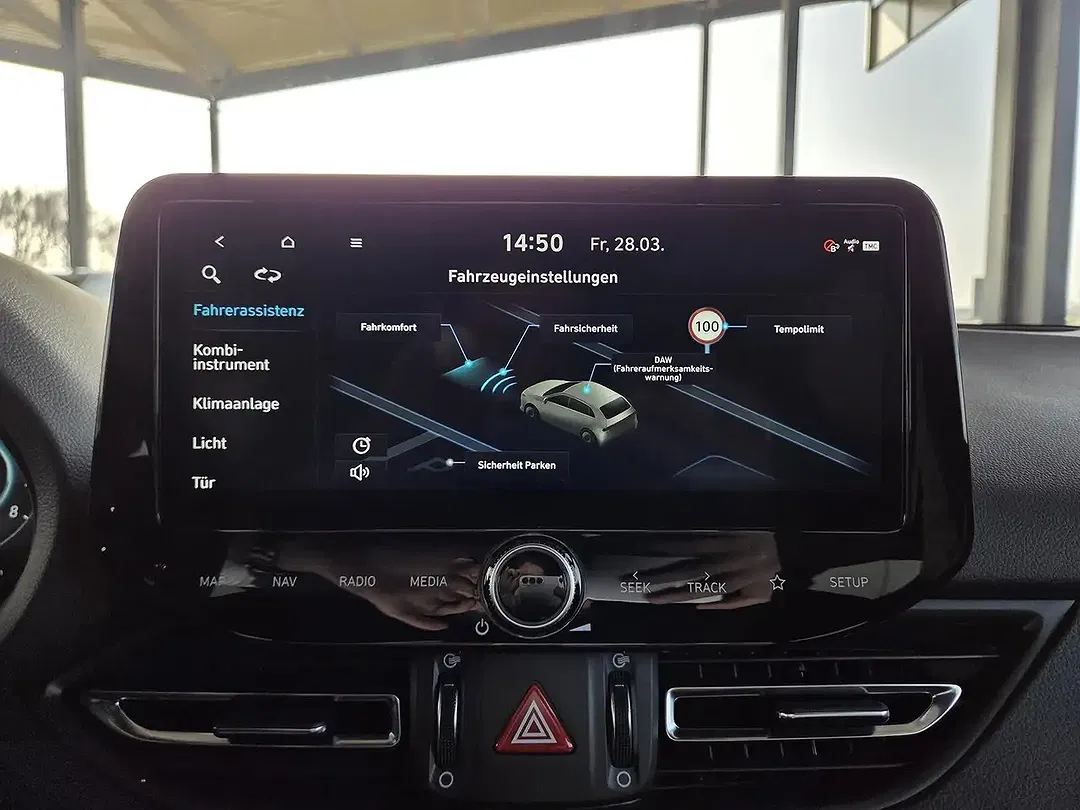 Hyundai i30 - Thumbnail 13