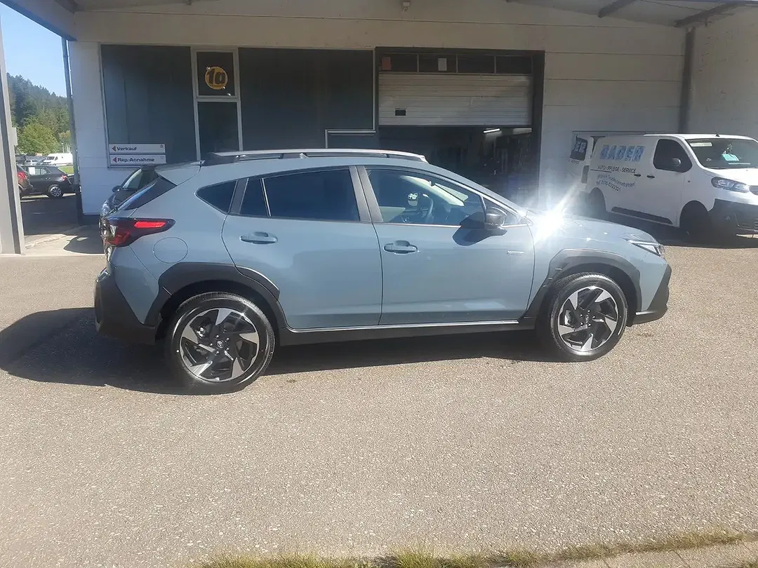 Subaru Crosstrek - Thumbnail 10