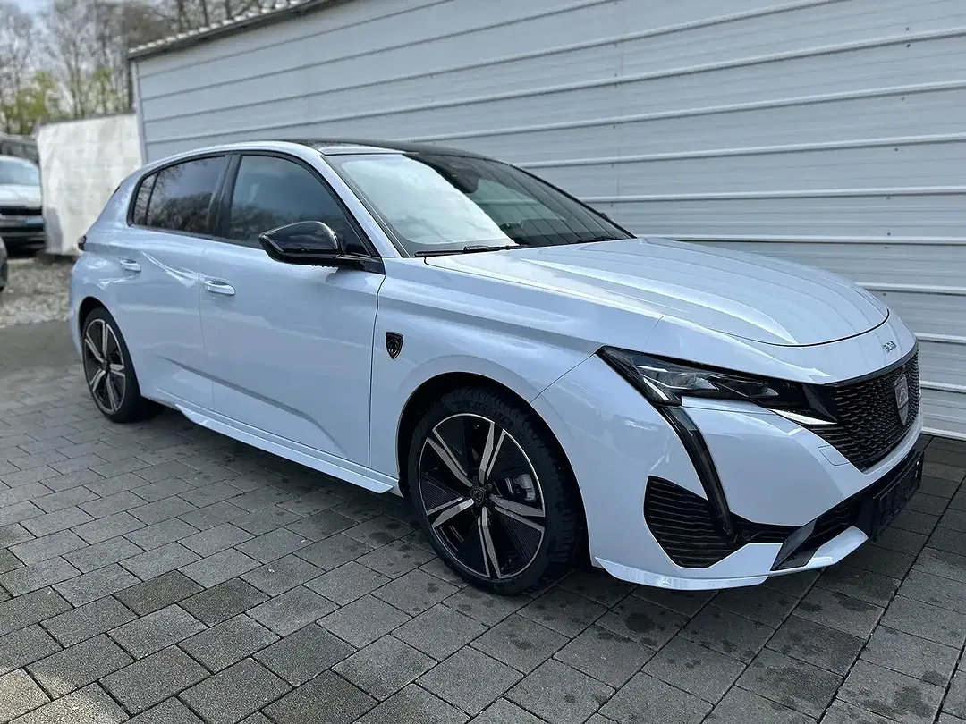Peugeot 308 - Thumbnail 1