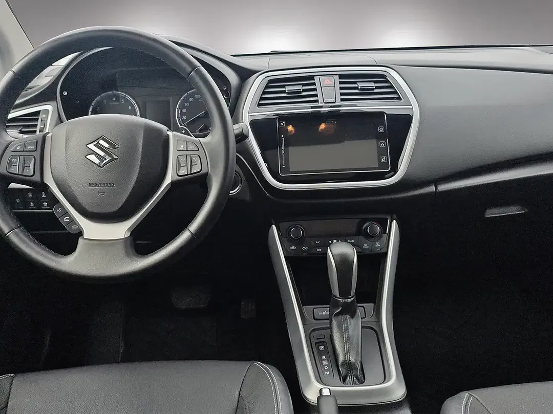 Suzuki SX4 S-Cross - Thumbnail 10