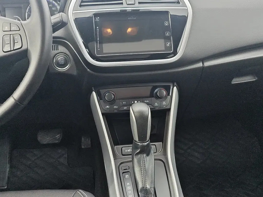 Suzuki SX4 S-Cross - Thumbnail 13