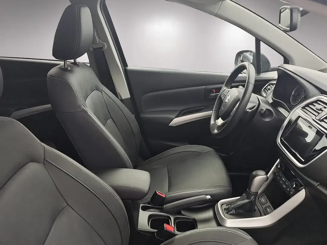 Suzuki SX4 S-Cross - Thumbnail 15