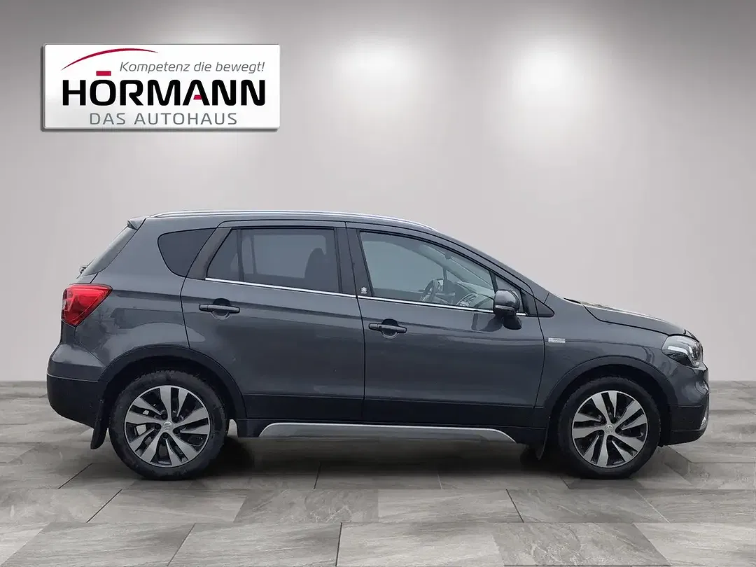 Suzuki SX4 S-Cross - Thumbnail 6