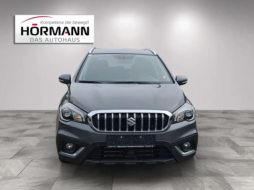 Suzuki SX4 S-Cross - Thumbnail 8