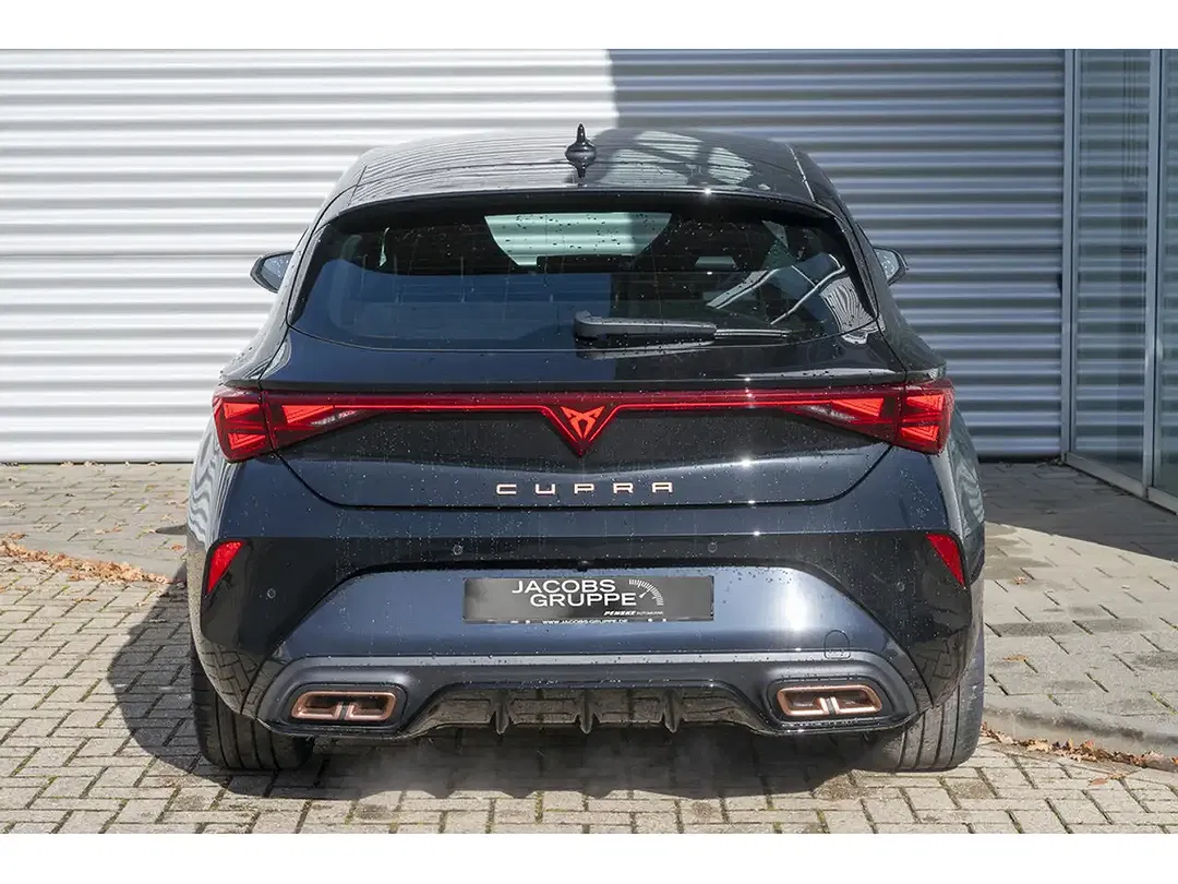 CUPRA Leon - Thumbnail 4