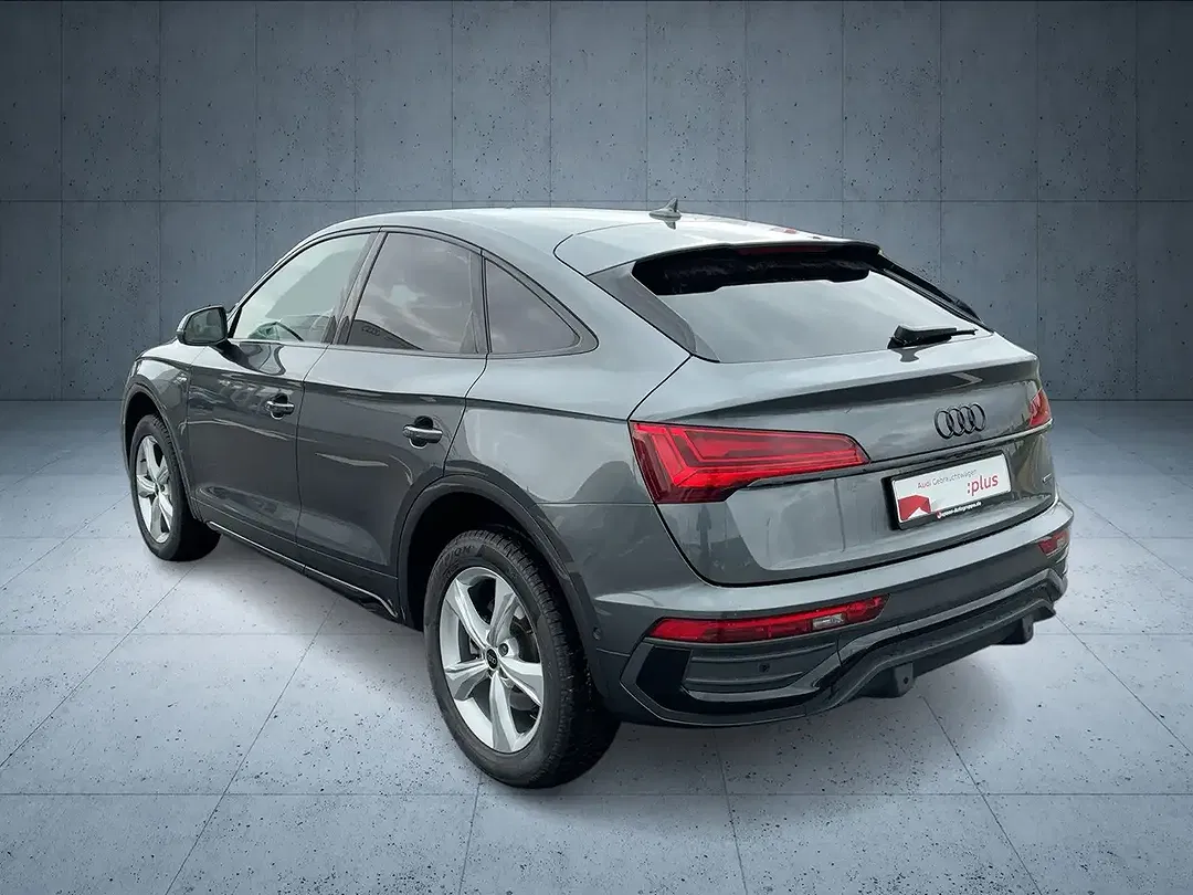 Audi Q5 - Thumbnail 3