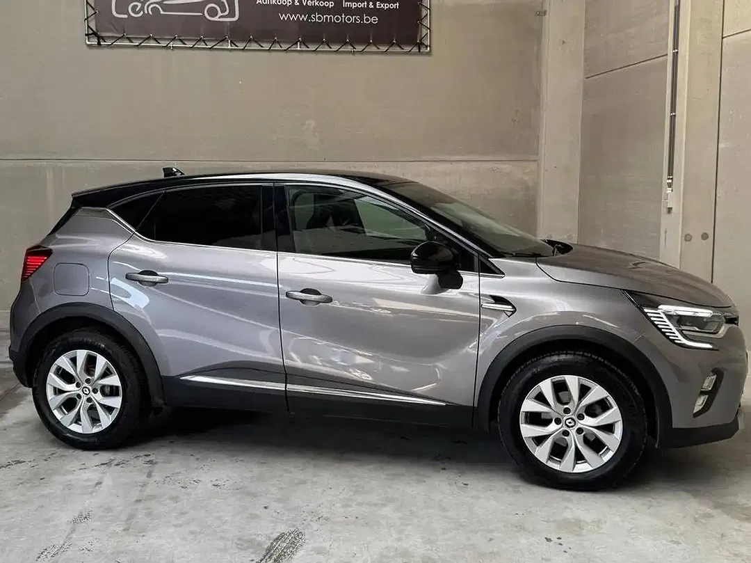 Renault Captur - Thumbnail 3