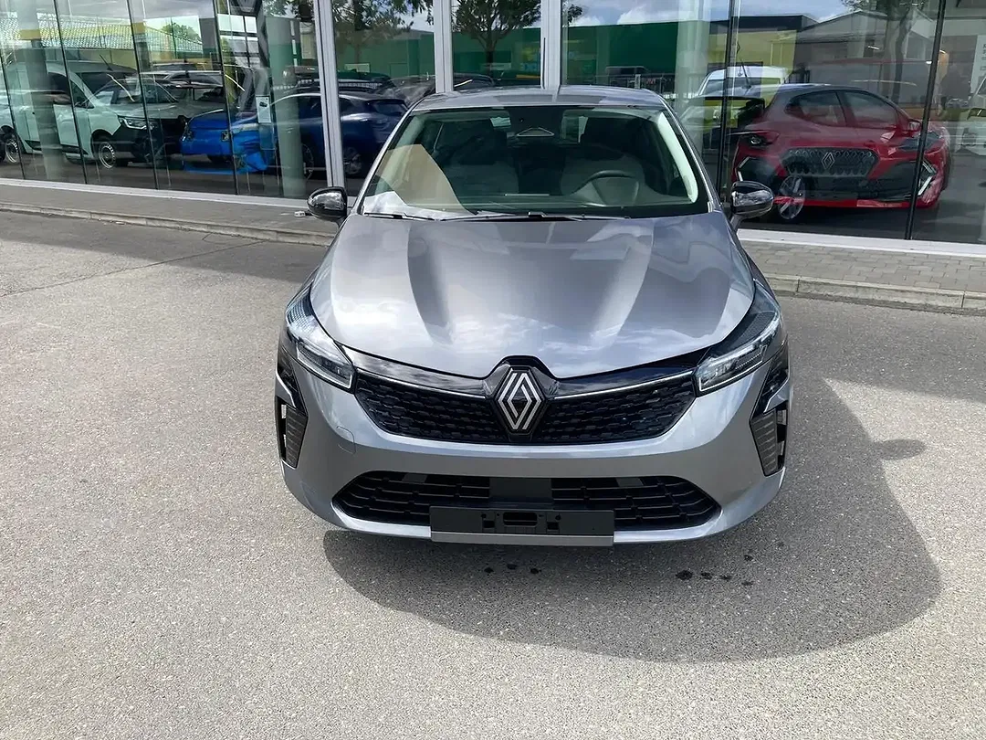 Renault Clio - Thumbnail 2