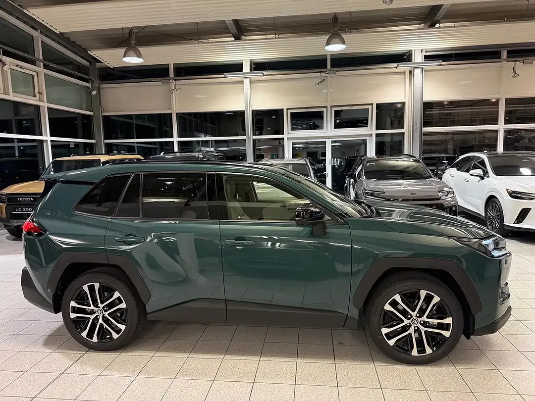 Toyota RAV 4 - Thumbnail 14