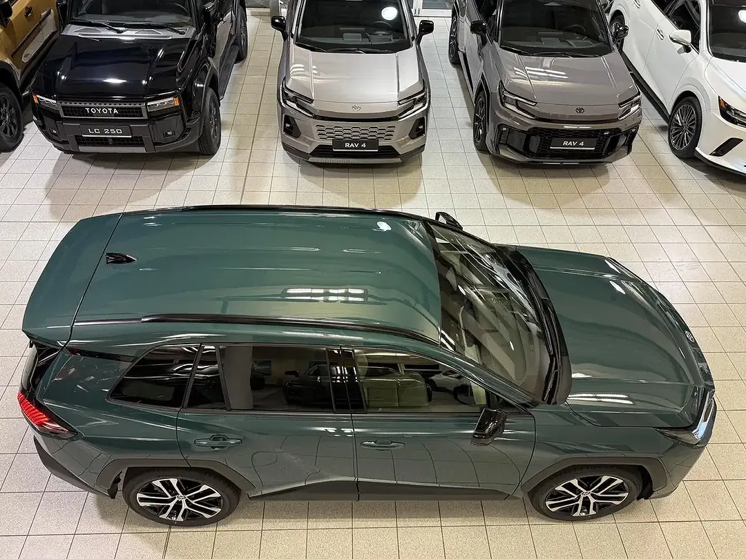 Toyota RAV 4 - Thumbnail 15