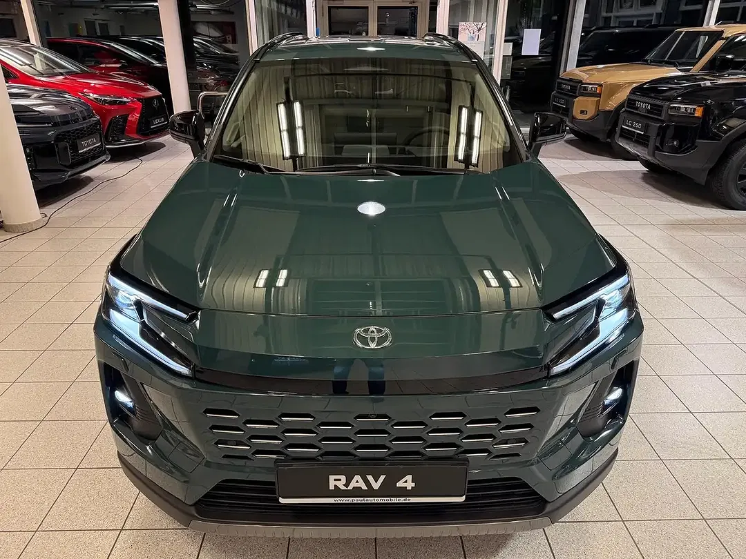 Toyota RAV 4 - Thumbnail 5