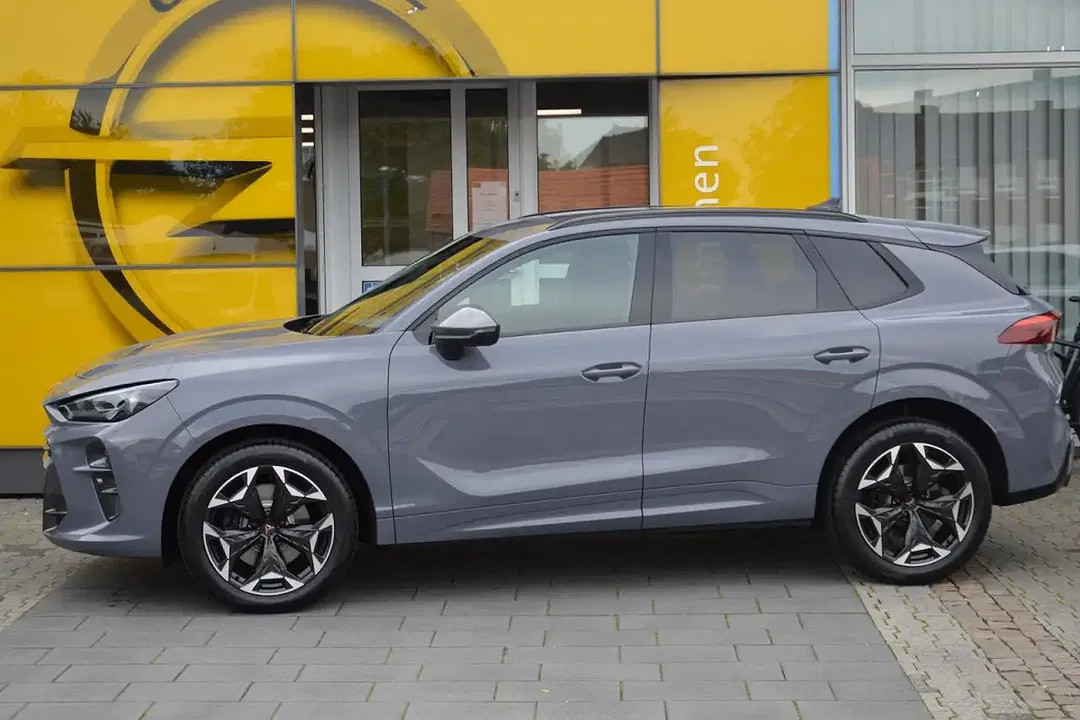 CUPRA Terramar - Thumbnail 2