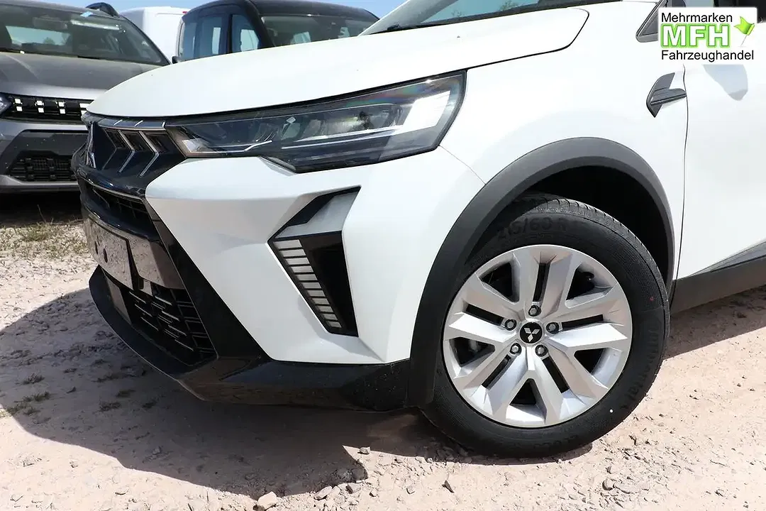 Mitsubishi ASX - Thumbnail 4