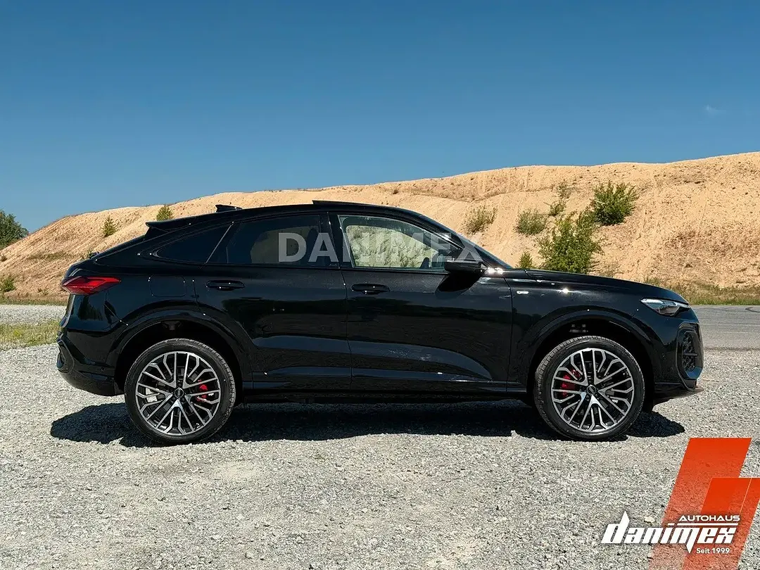 Audi Q5 - Thumbnail 2