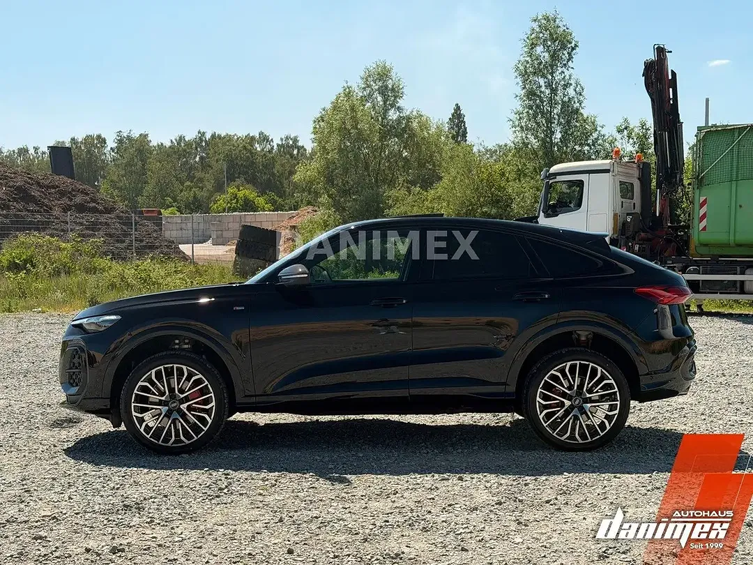 Audi Q5 - Thumbnail 6