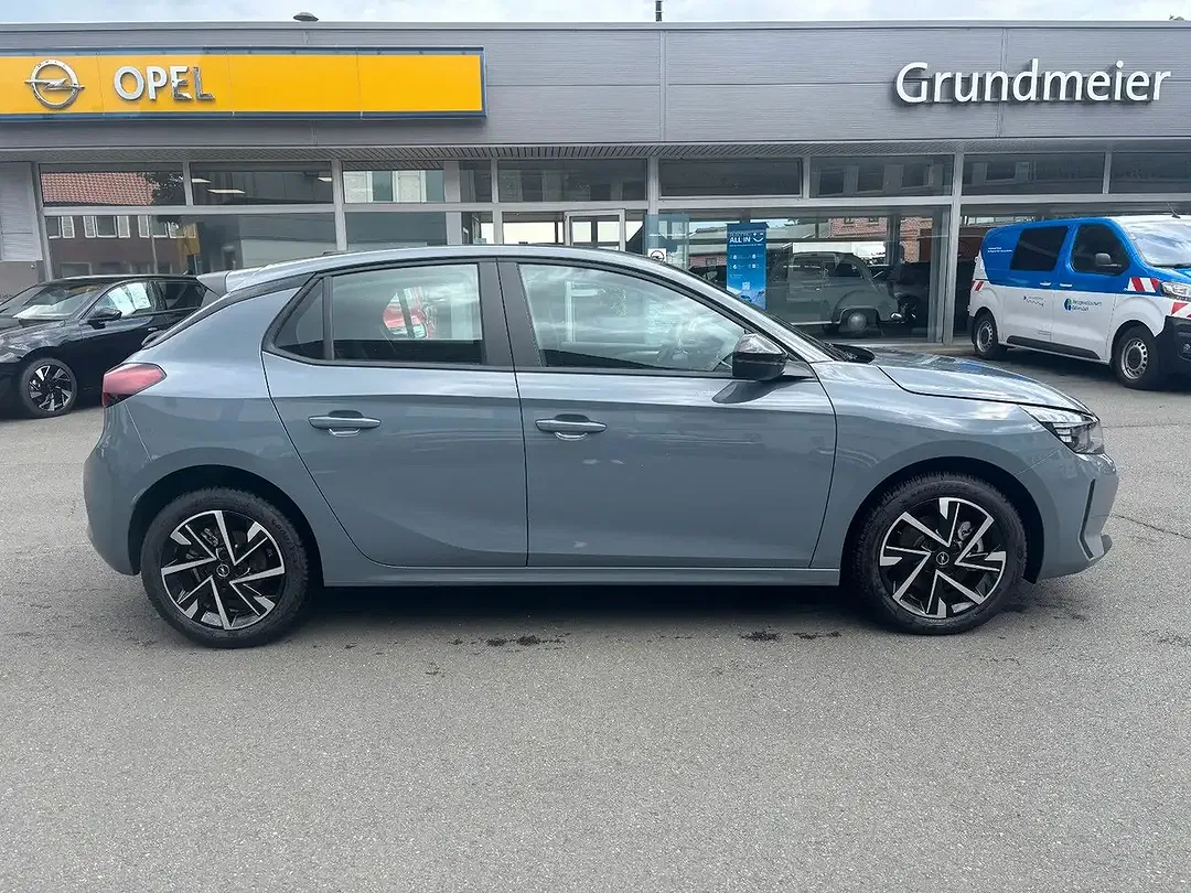 Opel Corsa - Thumbnail 9