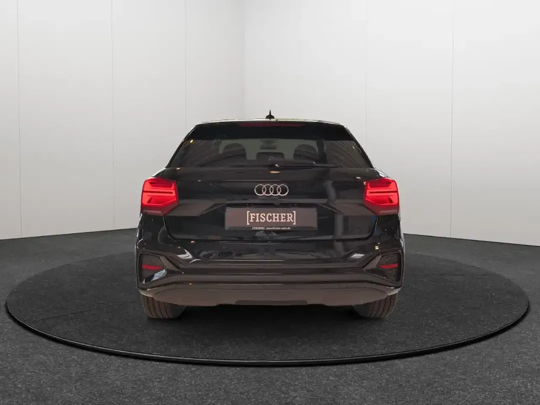 Audi Q2 - Thumbnail 6