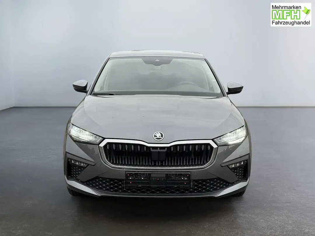 Skoda Scala - Thumbnail 2