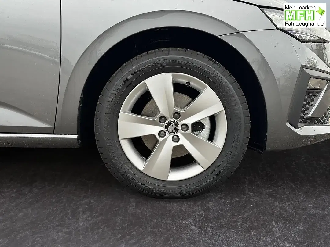Skoda Scala - Thumbnail 7