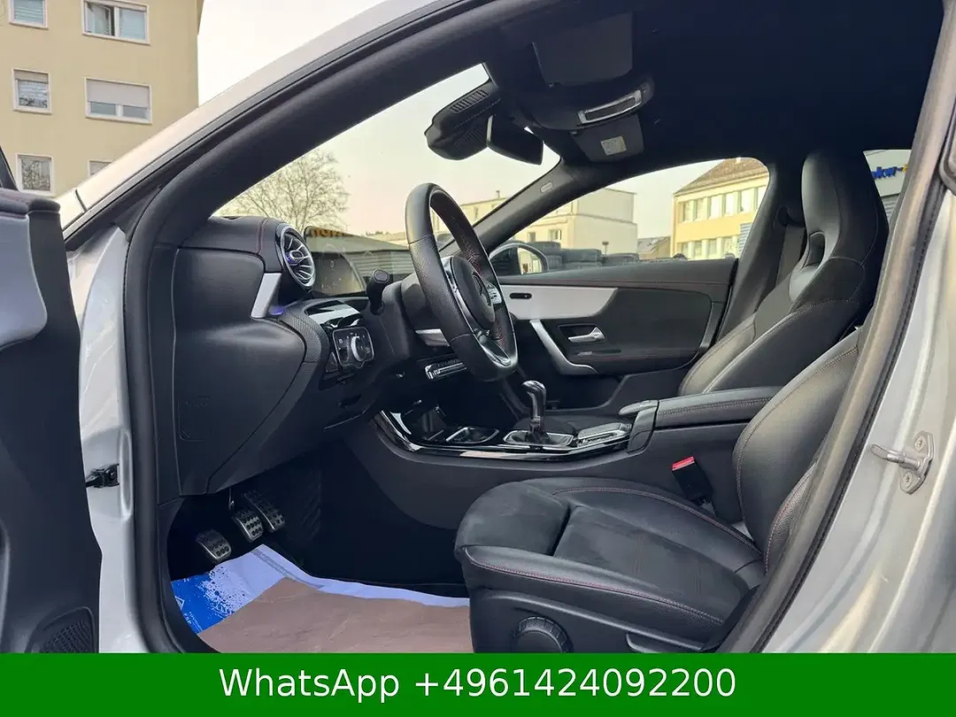 Mercedes-Benz CLA 200 - Thumbnail 12