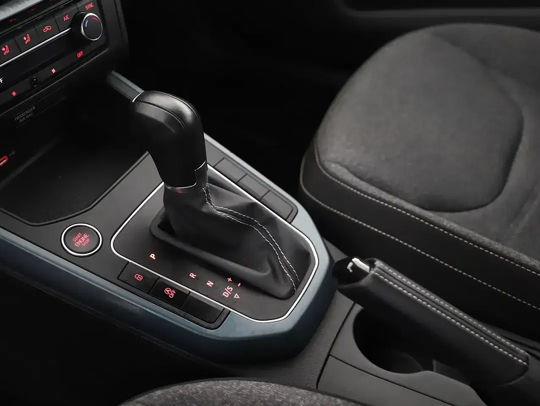 SEAT Arona - Thumbnail 13