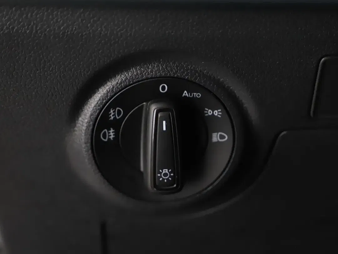 SEAT Arona - Thumbnail 7