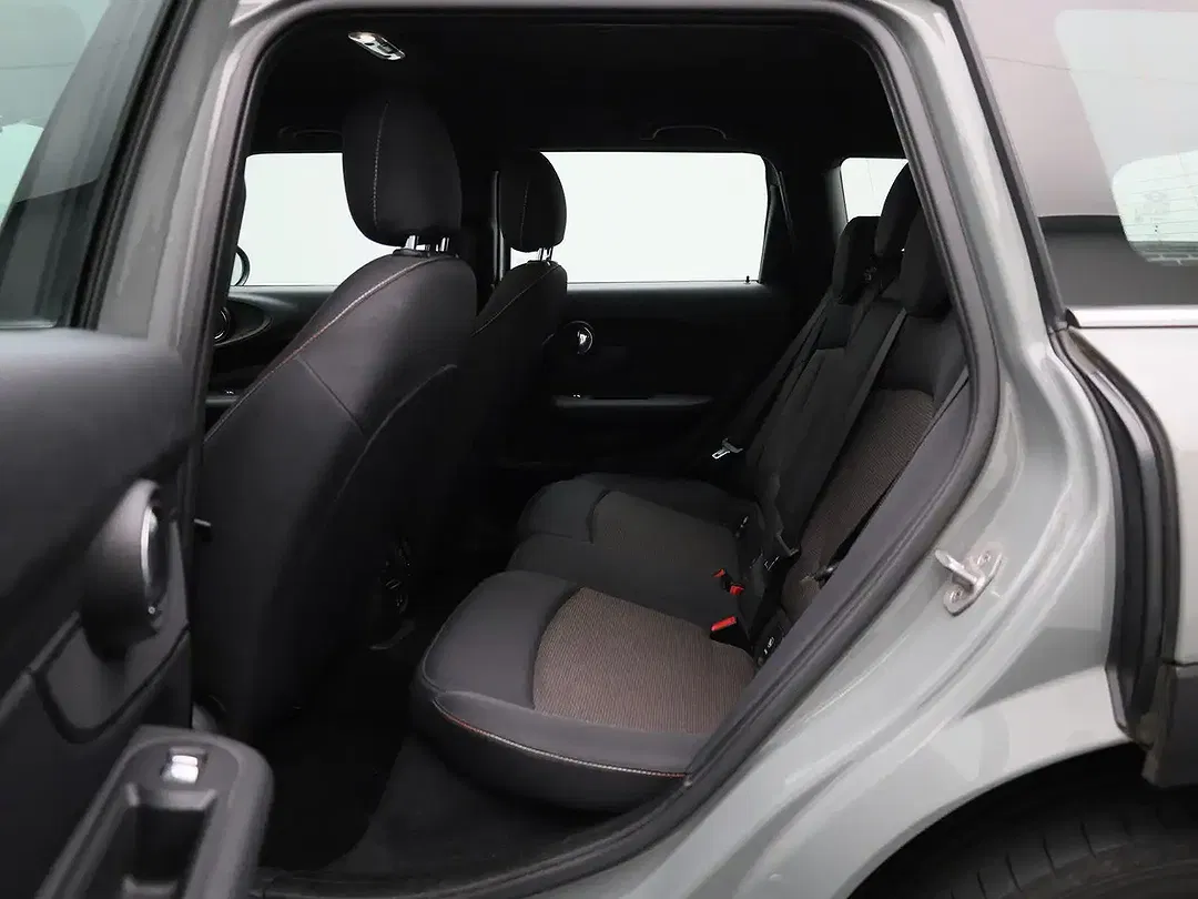 MINI Cooper Clubman - Thumbnail 10