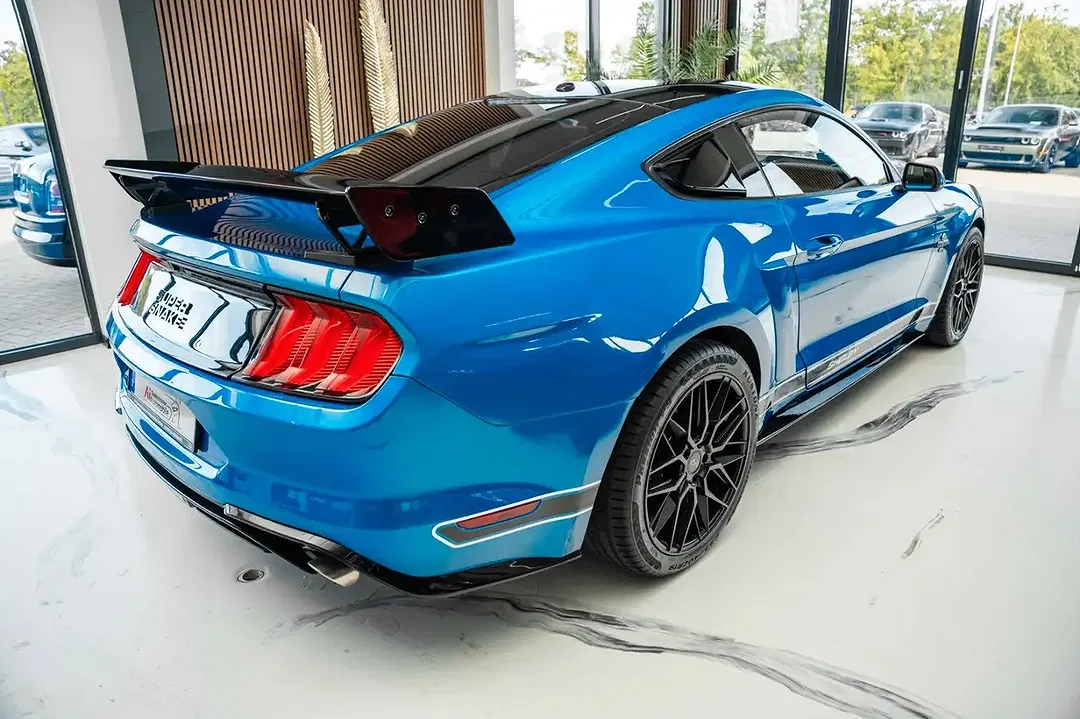 Ford Mustang - Thumbnail 5