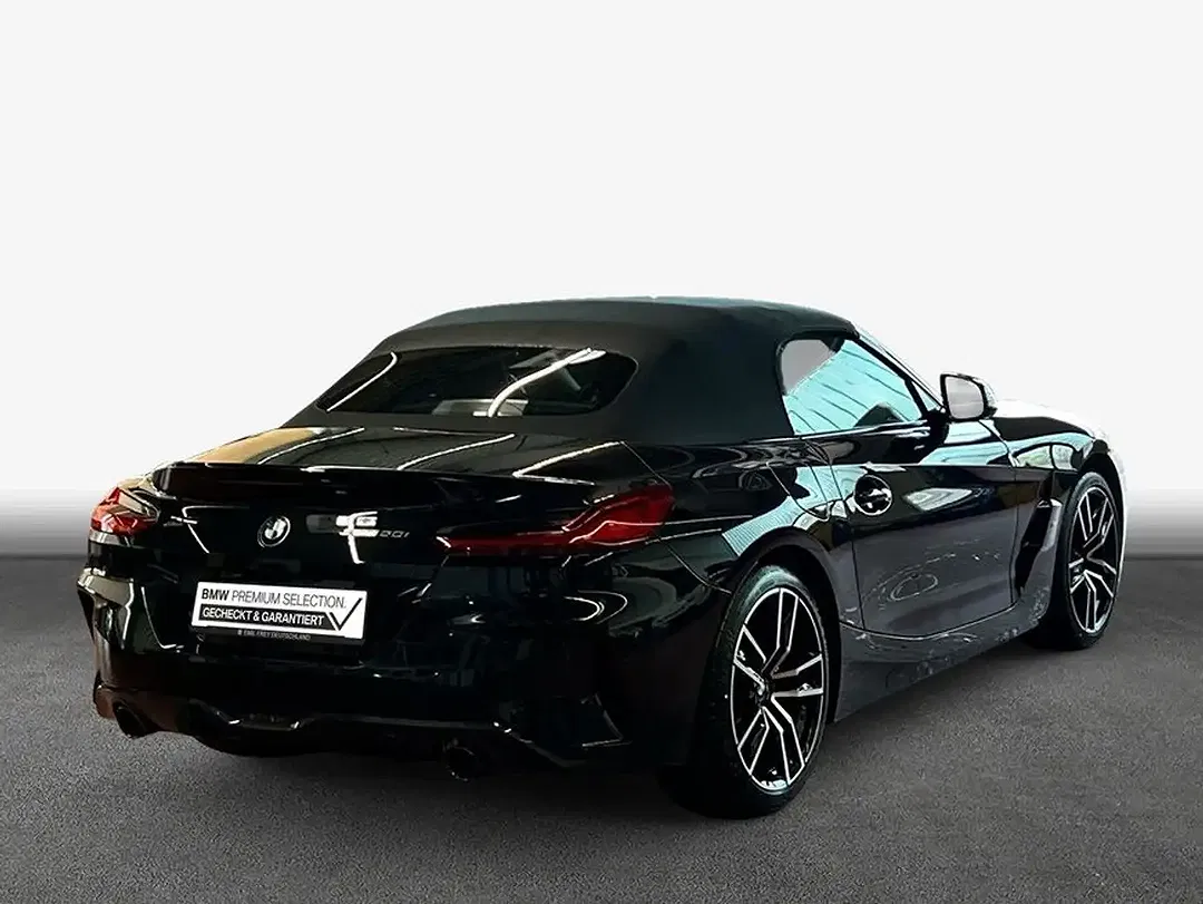 BMW Z4 - Thumbnail 2